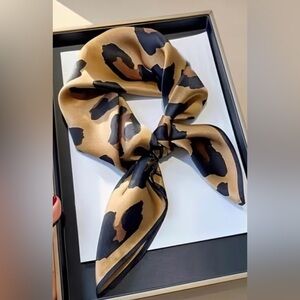 ✨ House of Aybar Scarf Edit ✨